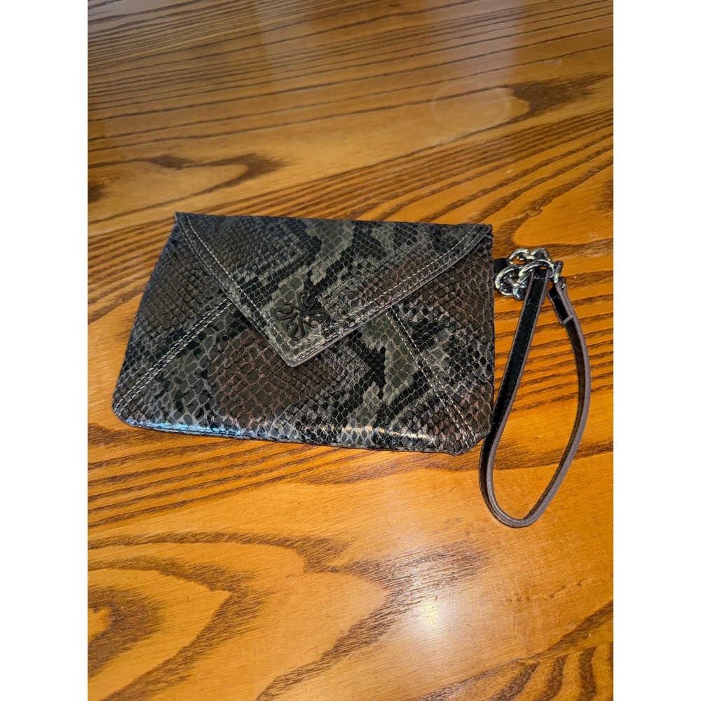 Simply Vera Vera Wang Snakeskin Print Wristlet Clutch Grey Black Envelope Bag